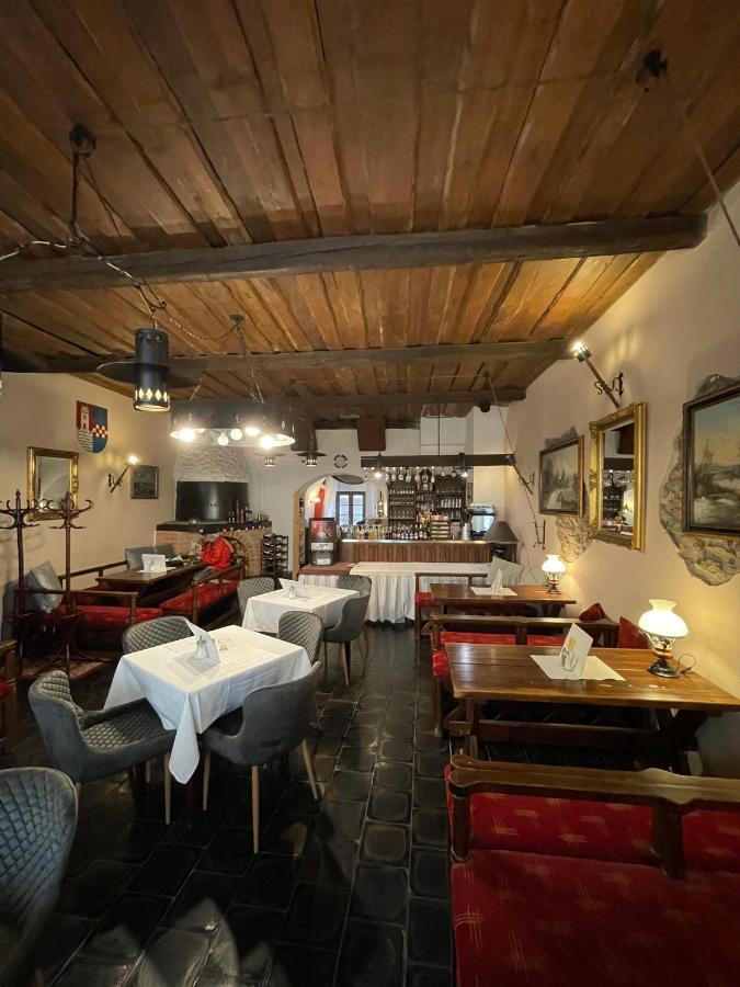 Hotel Ennius Klatovy Extérieur photo