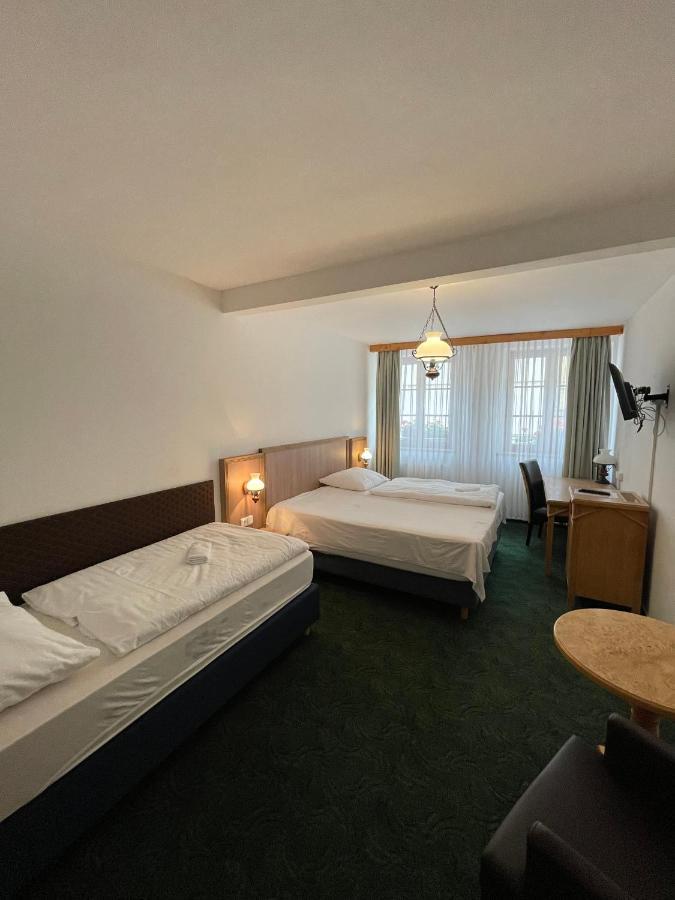Hotel Ennius Klatovy Extérieur photo